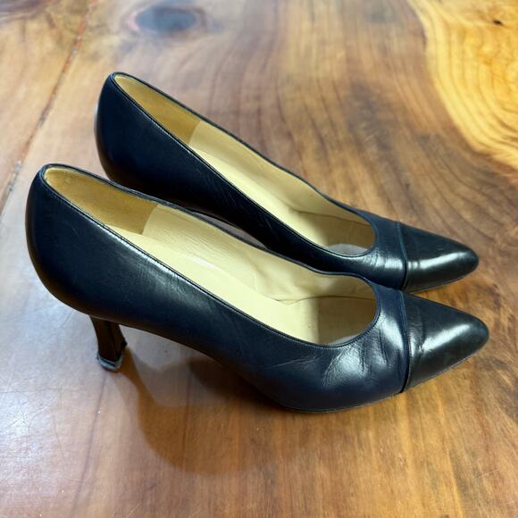 Vintage Chanel Women's Pump Heel Shoes 39.5 US 9 France Leather Slip on - Picture 5 of 13